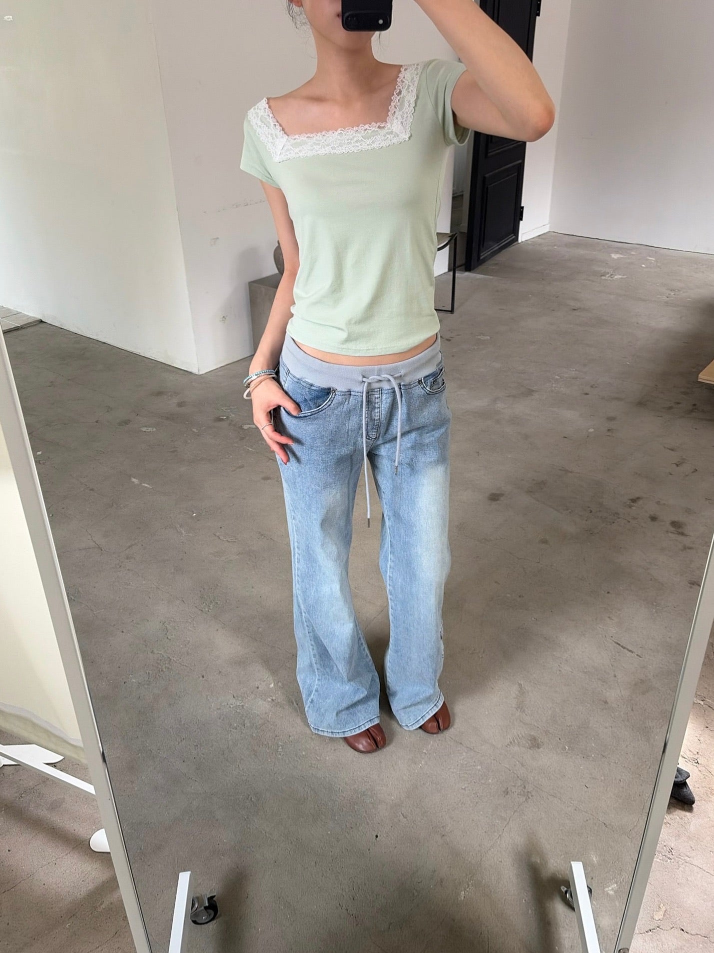 lace short-sleeves top