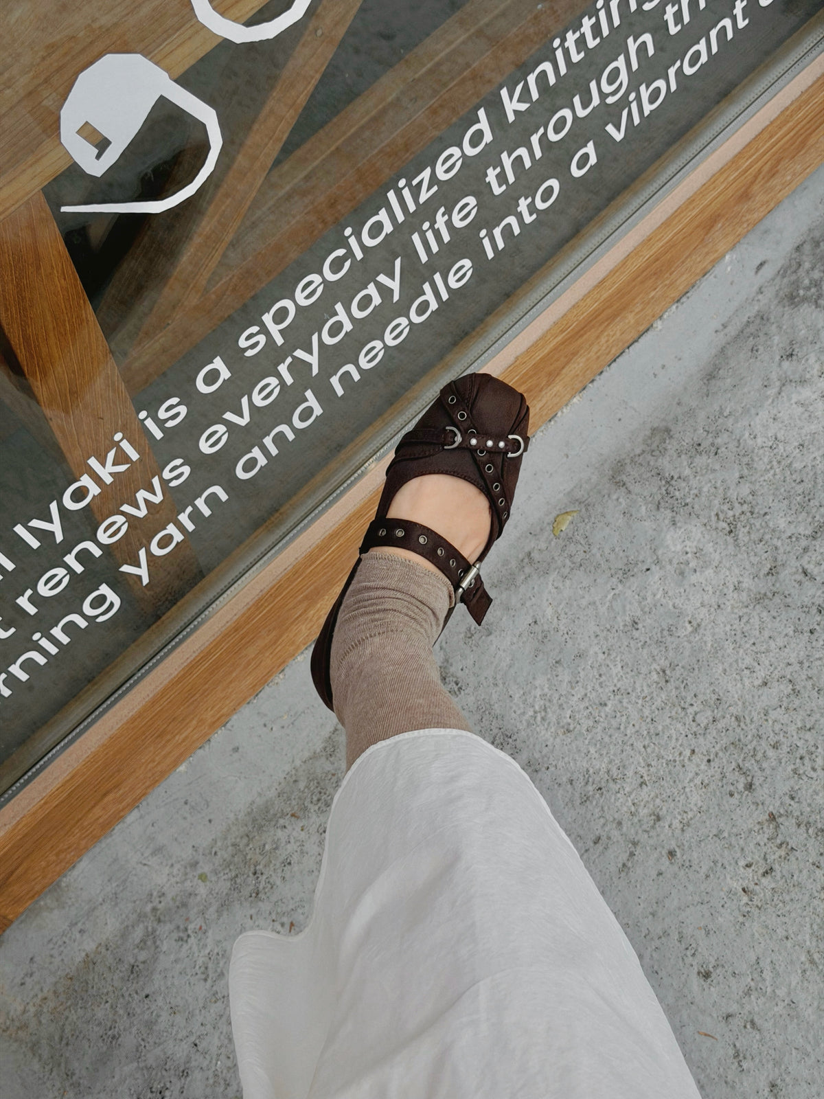 chrome eyelet flat [ROS09]