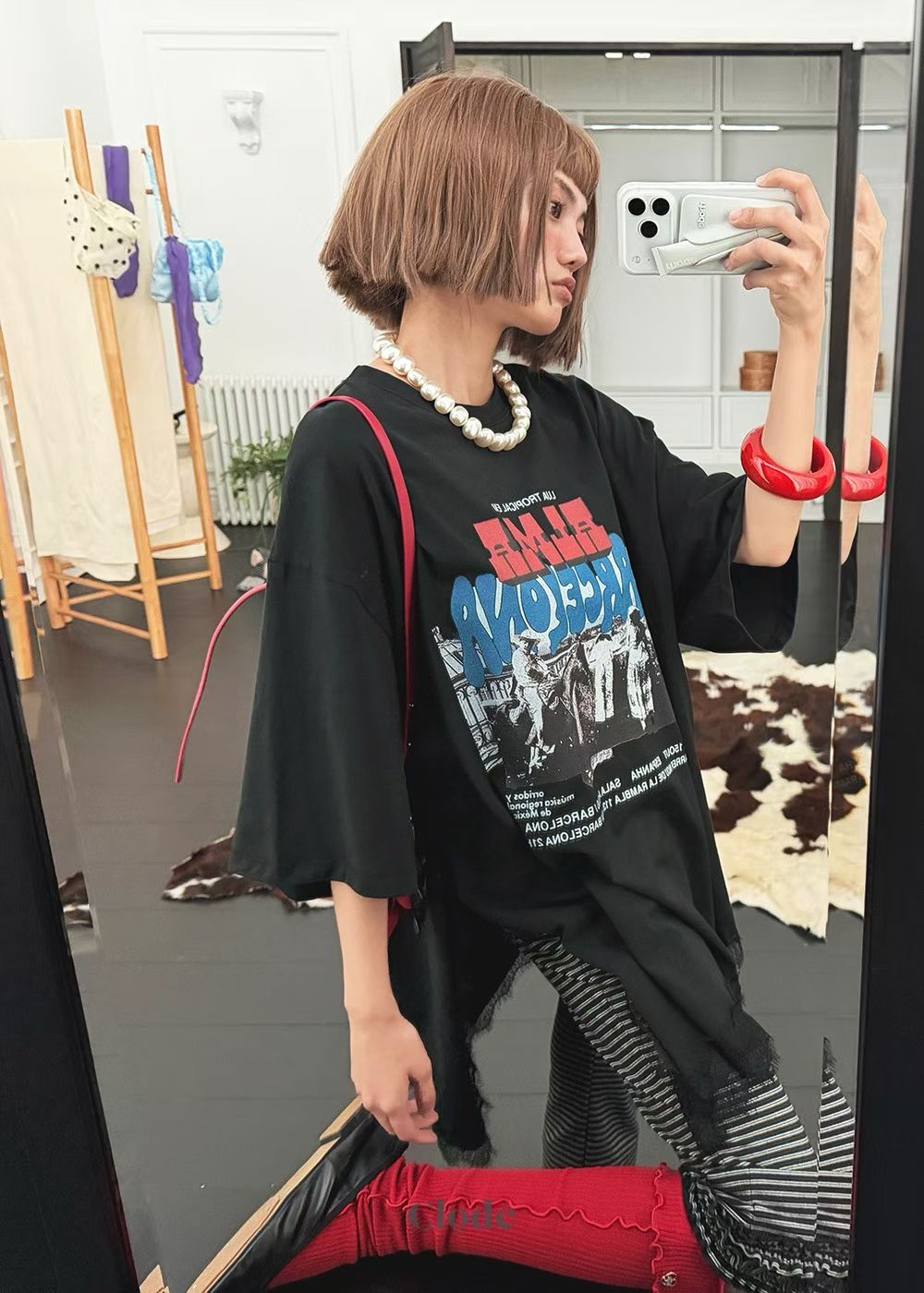 alma unbalanced lace t-shirt