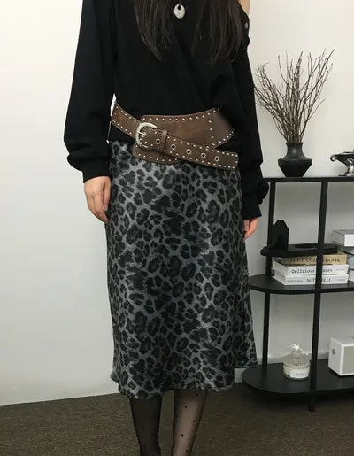 leopard print midi skirt