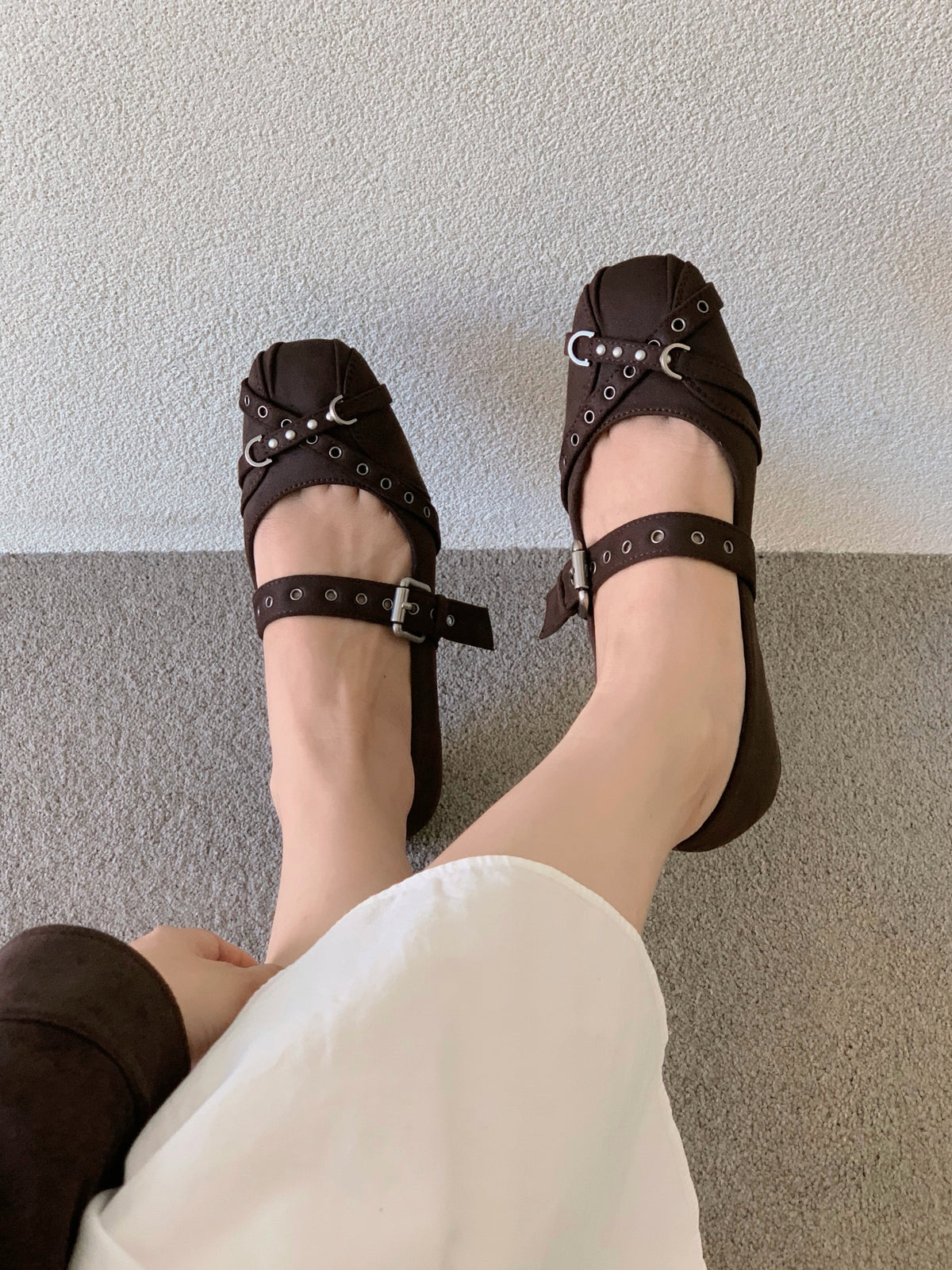 chrome eyelet flat [ROS09]