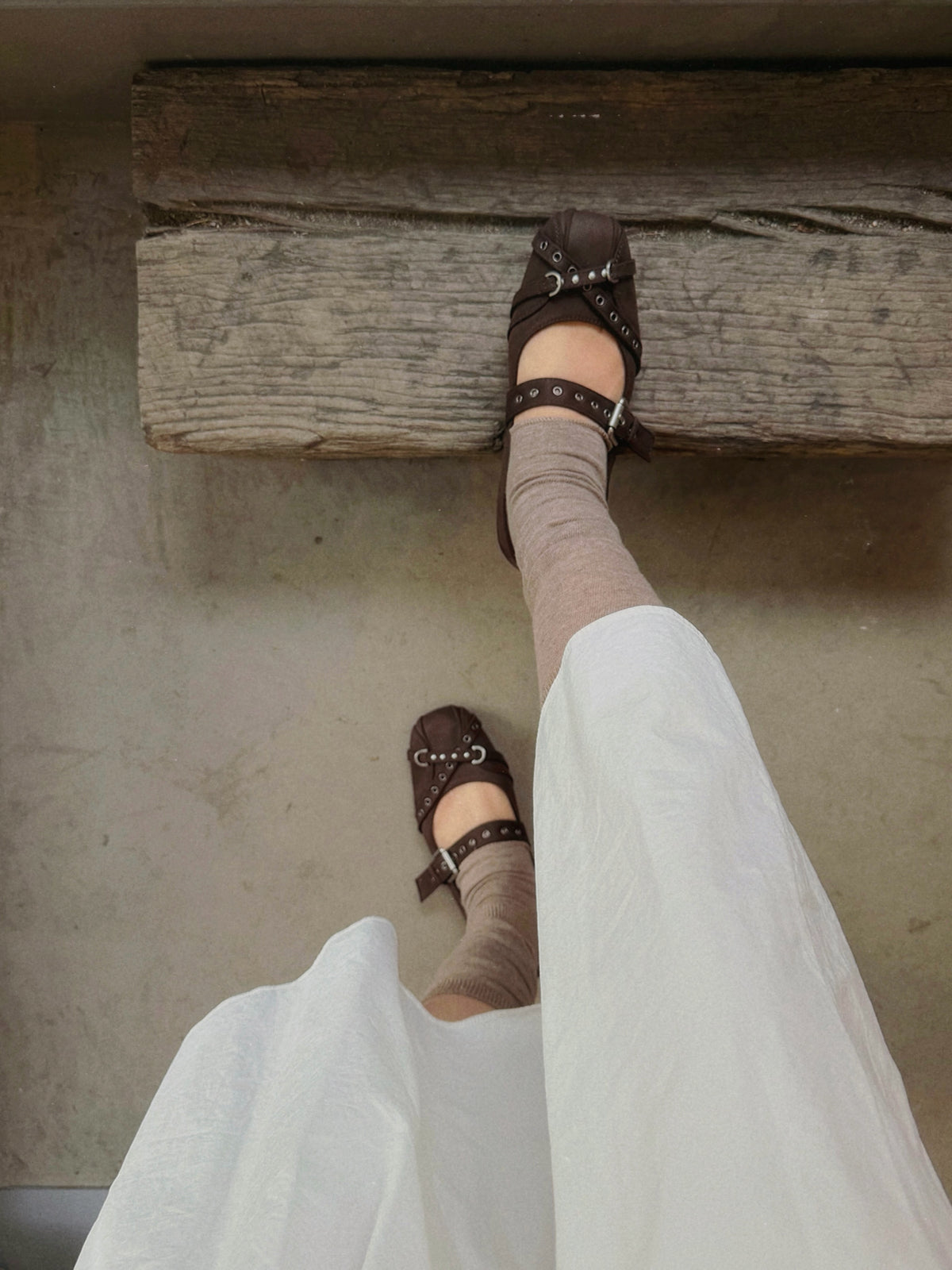 chrome eyelet flat [ROS09]