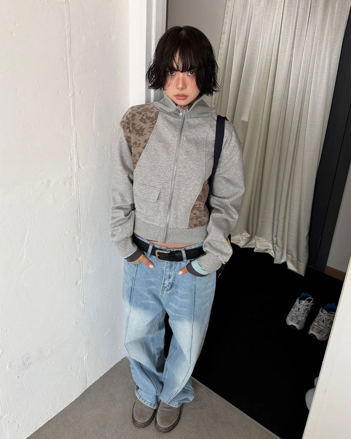 burning lace sweat jacket