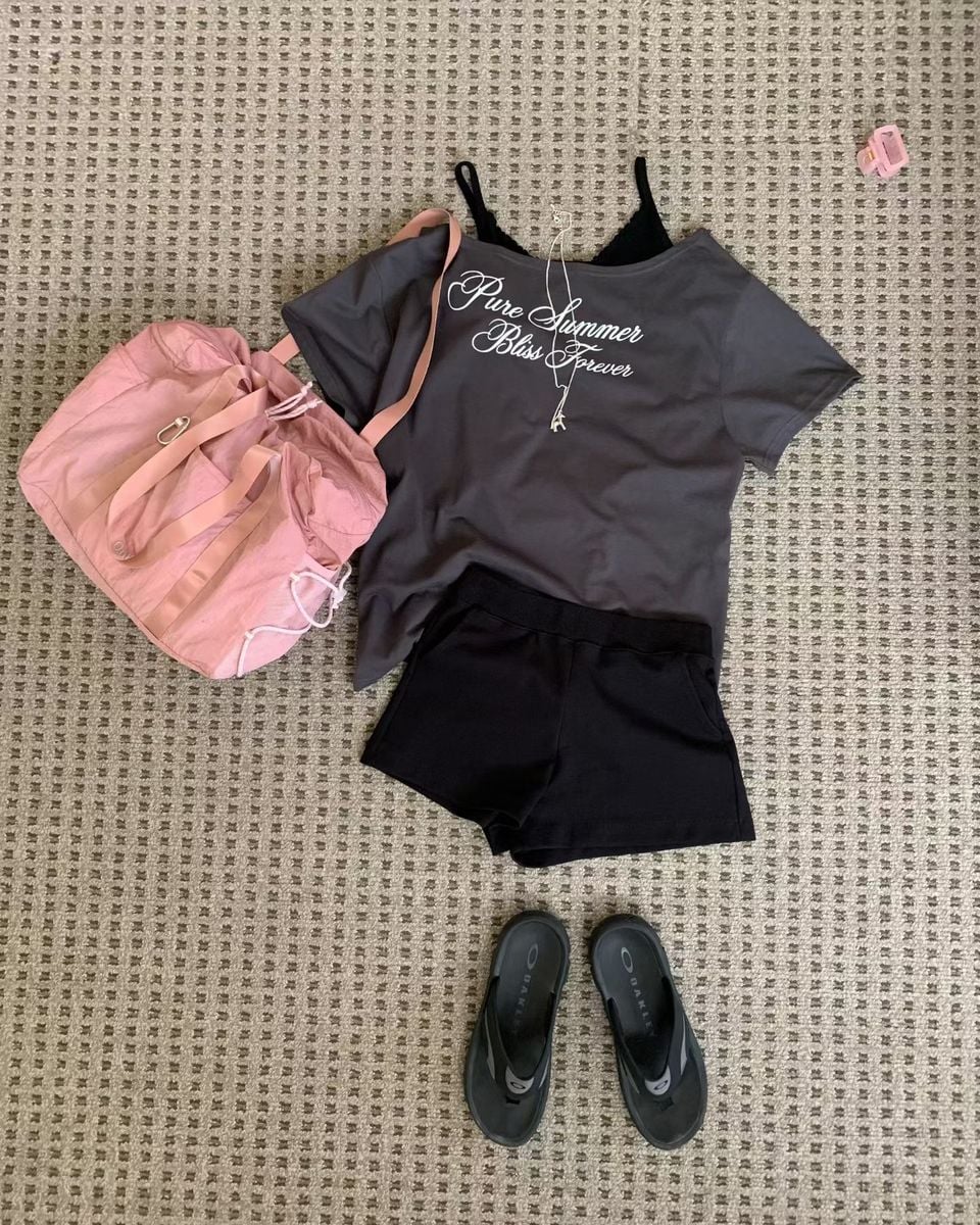 hannah t-shirt
