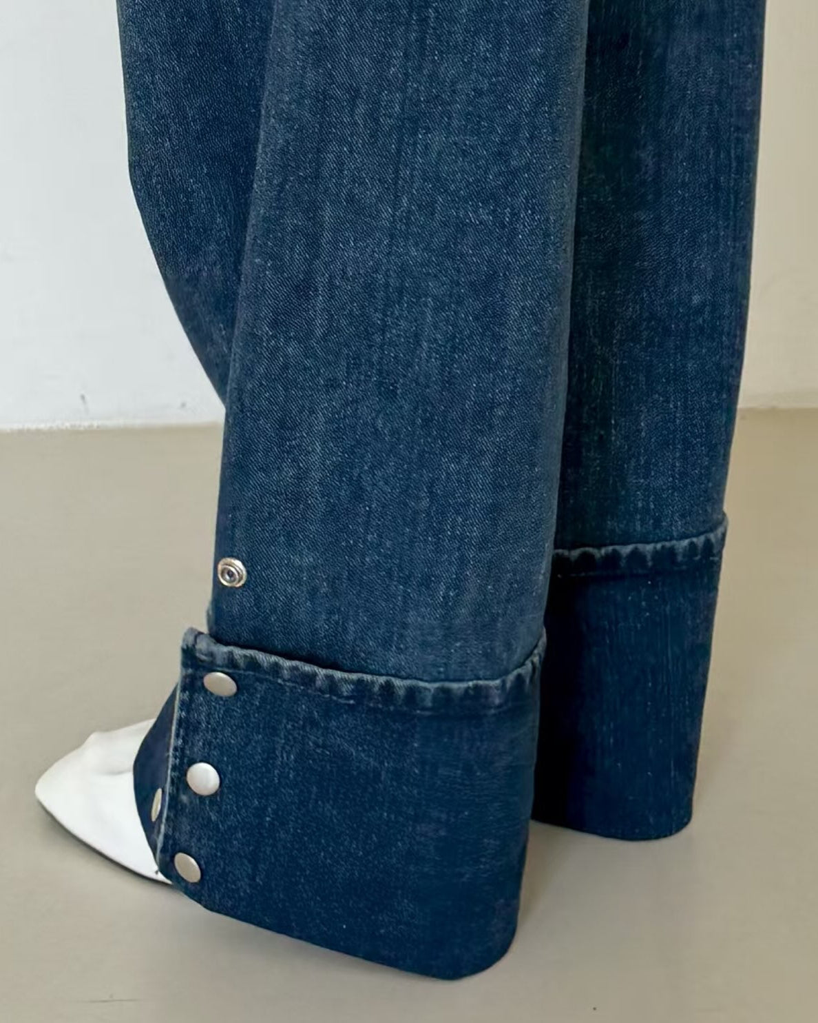 button roll up denim