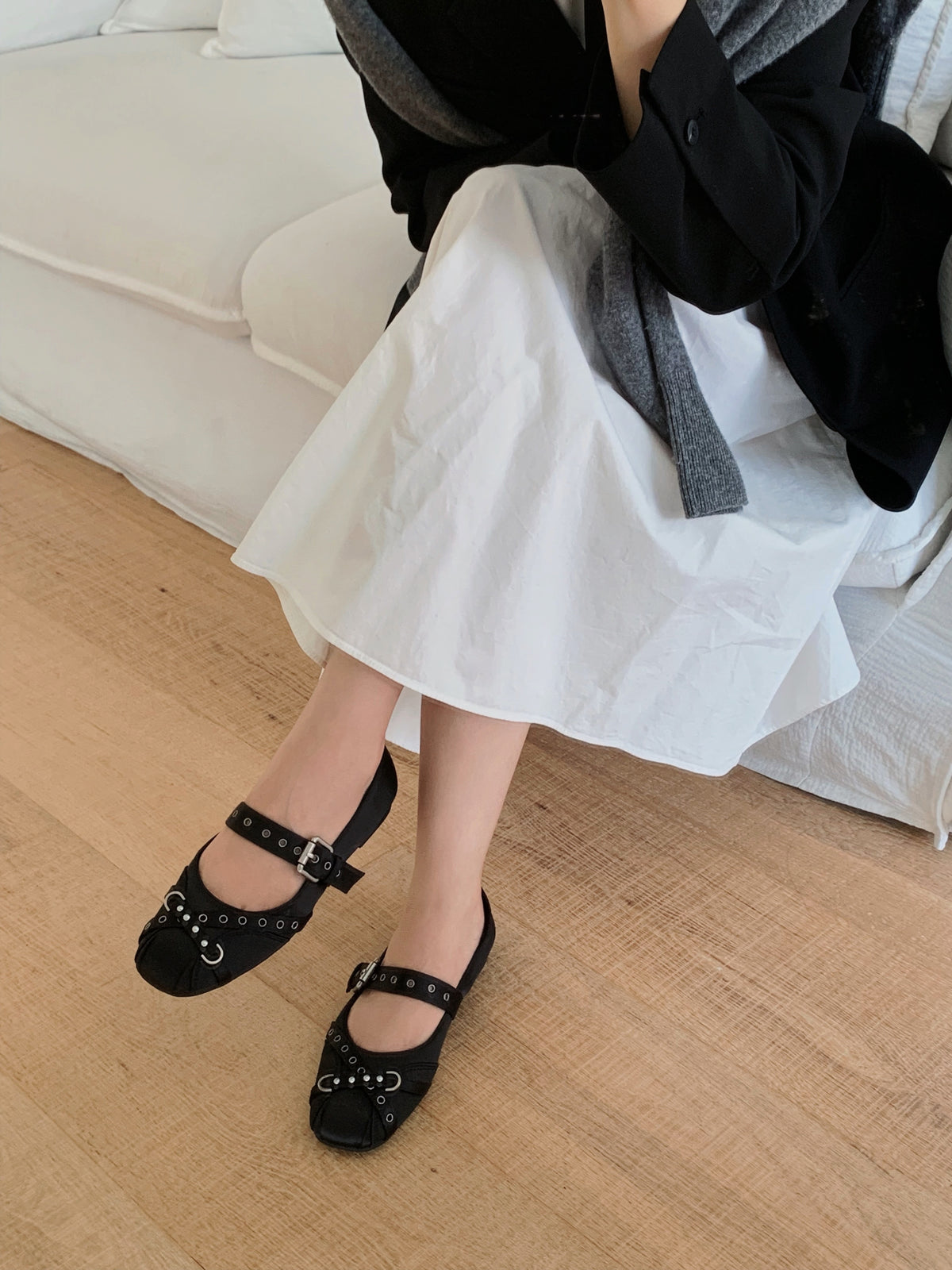 chrome eyelet flat [ROS09]