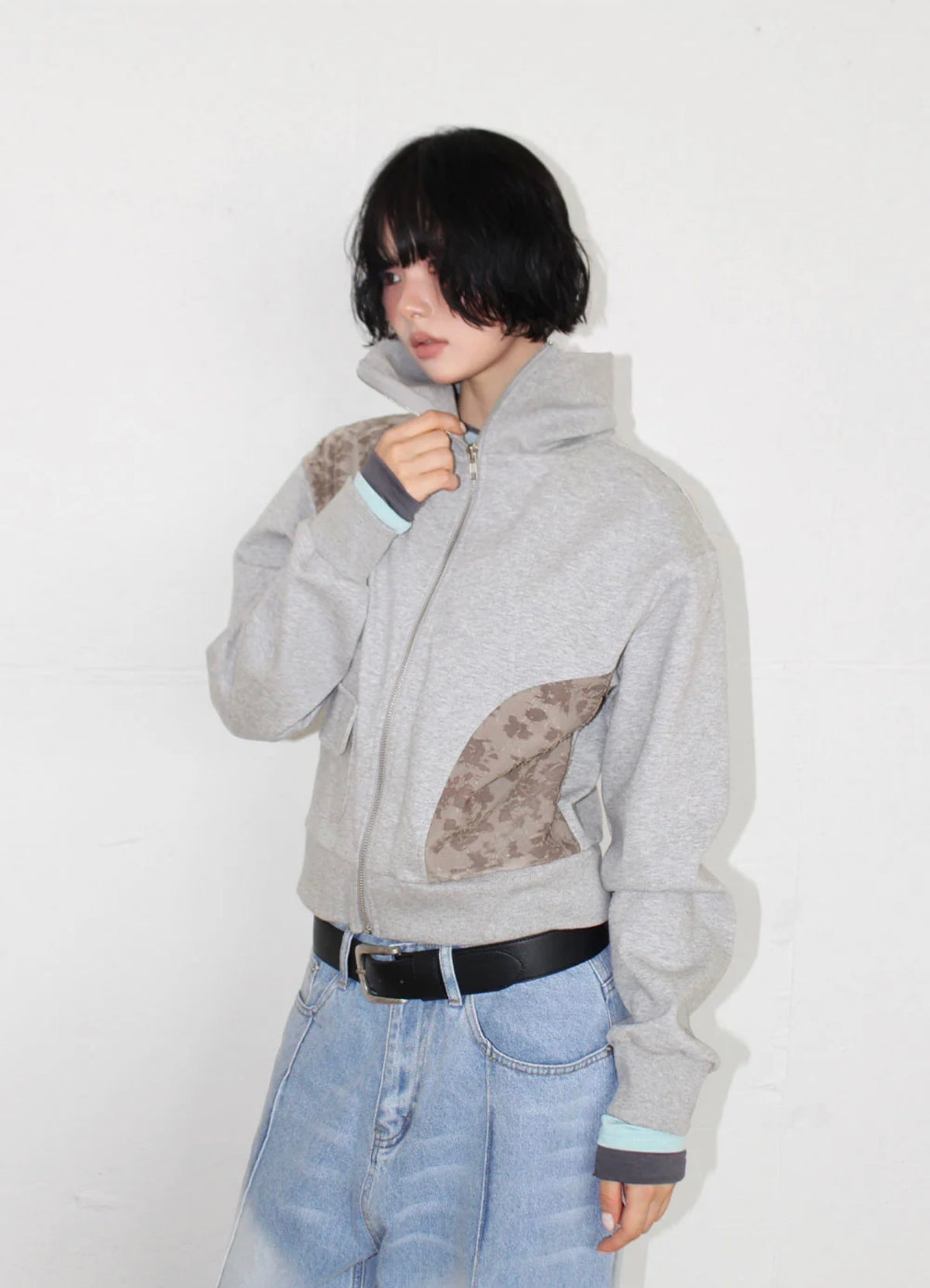 burning lace sweat jacket