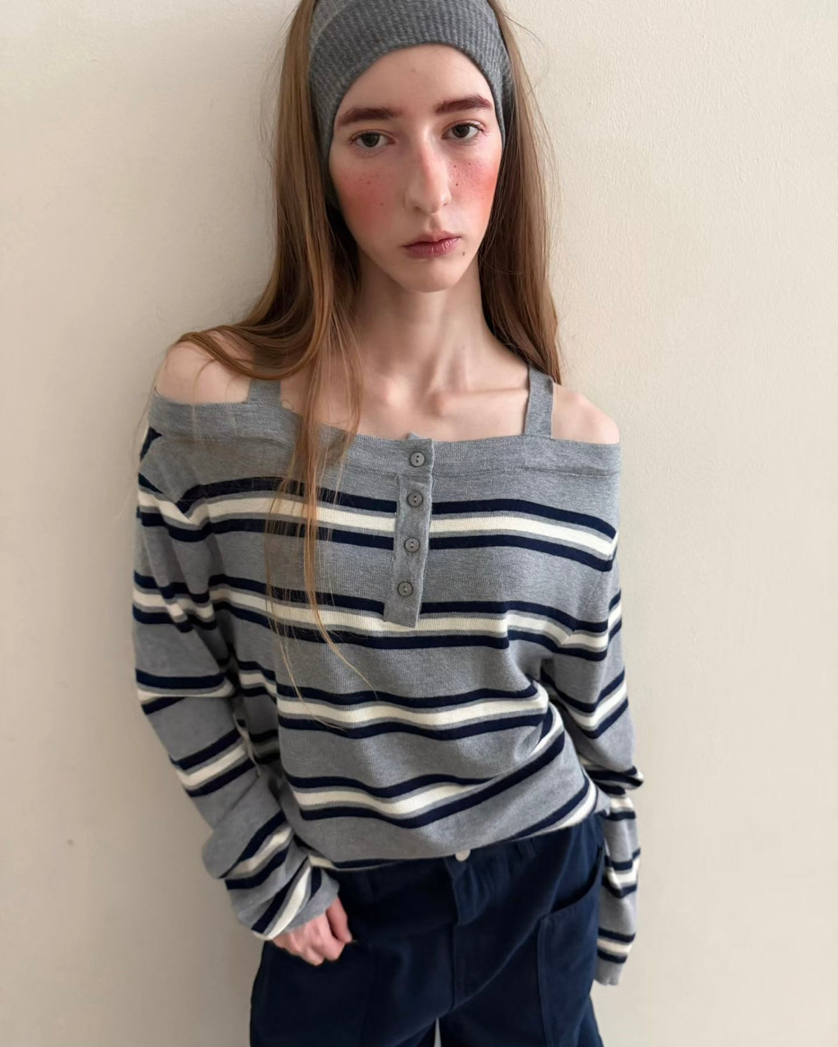 benson offshoulder knit
