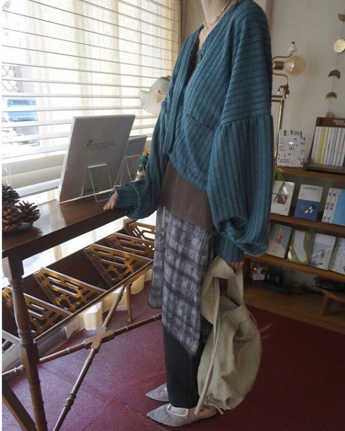 puff sleeves cardigan