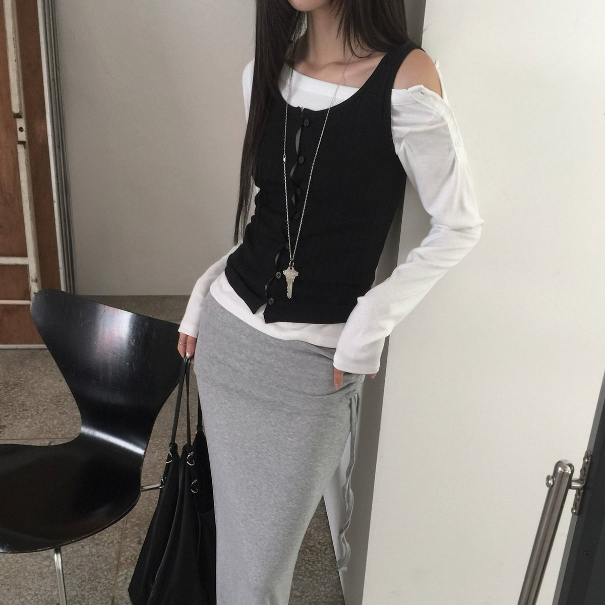 vanilla sleeveless top