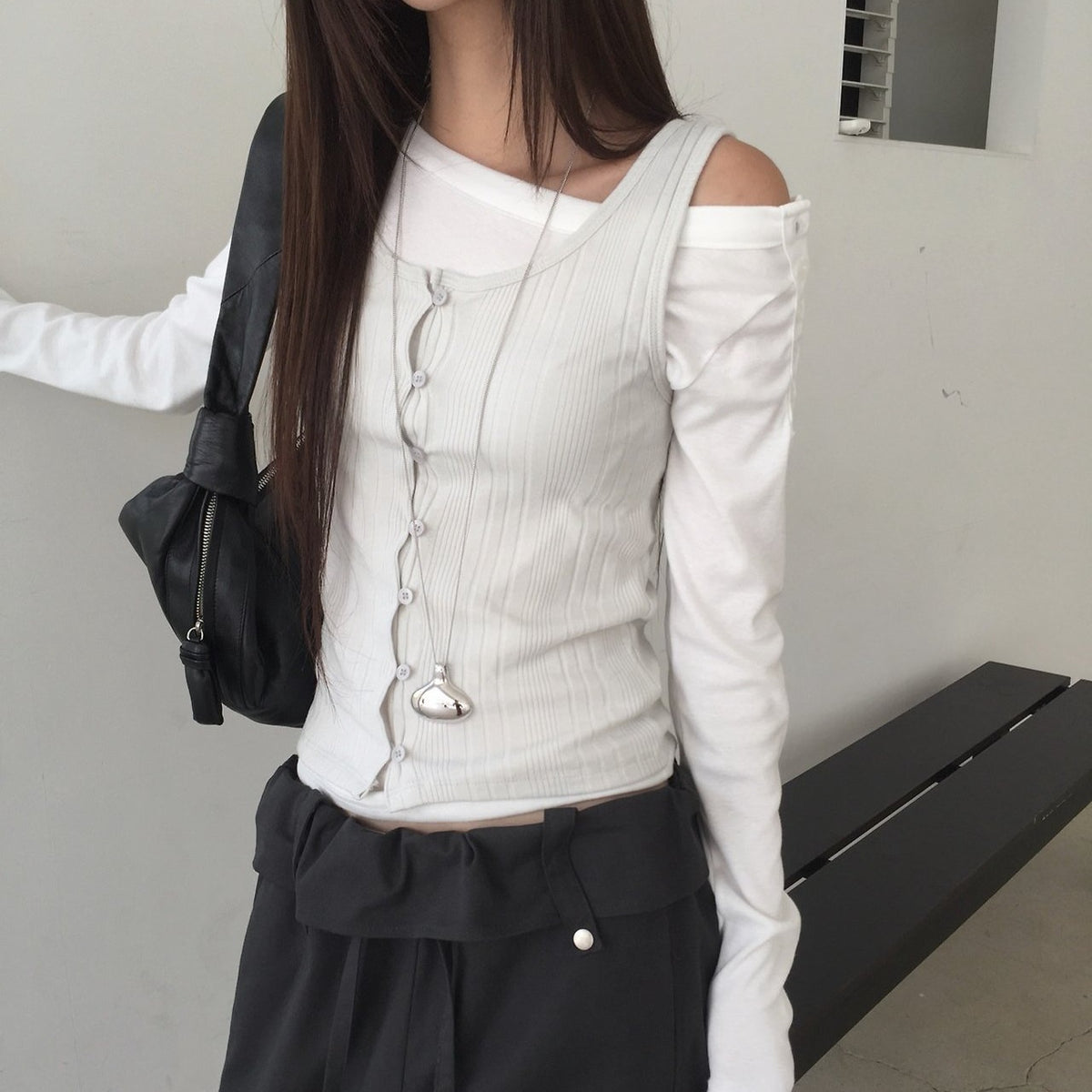 vanilla sleeveless top