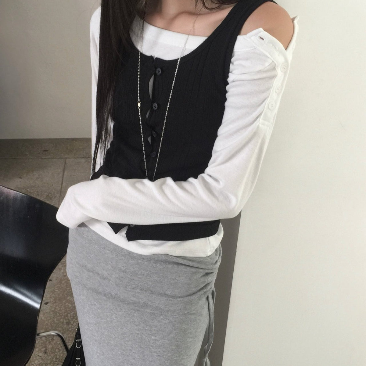 vanilla sleeveless top